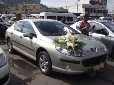 DREAM S CAR : location tete de cortegePEUGEOT 407 - tananarive, madagascar