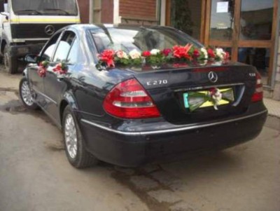 DREAM S CAR :location tete de cortegeMERCEDES E270 Miniature 2