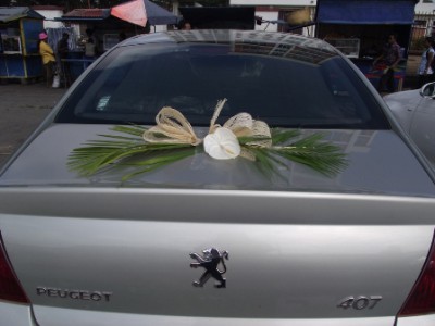 DREAM S CAR : location tete de cortegePEUGEOT 407 Miniature 2