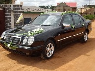 DREAM S CAR location tete de cortegeMERCEDES E320 Miniature 2